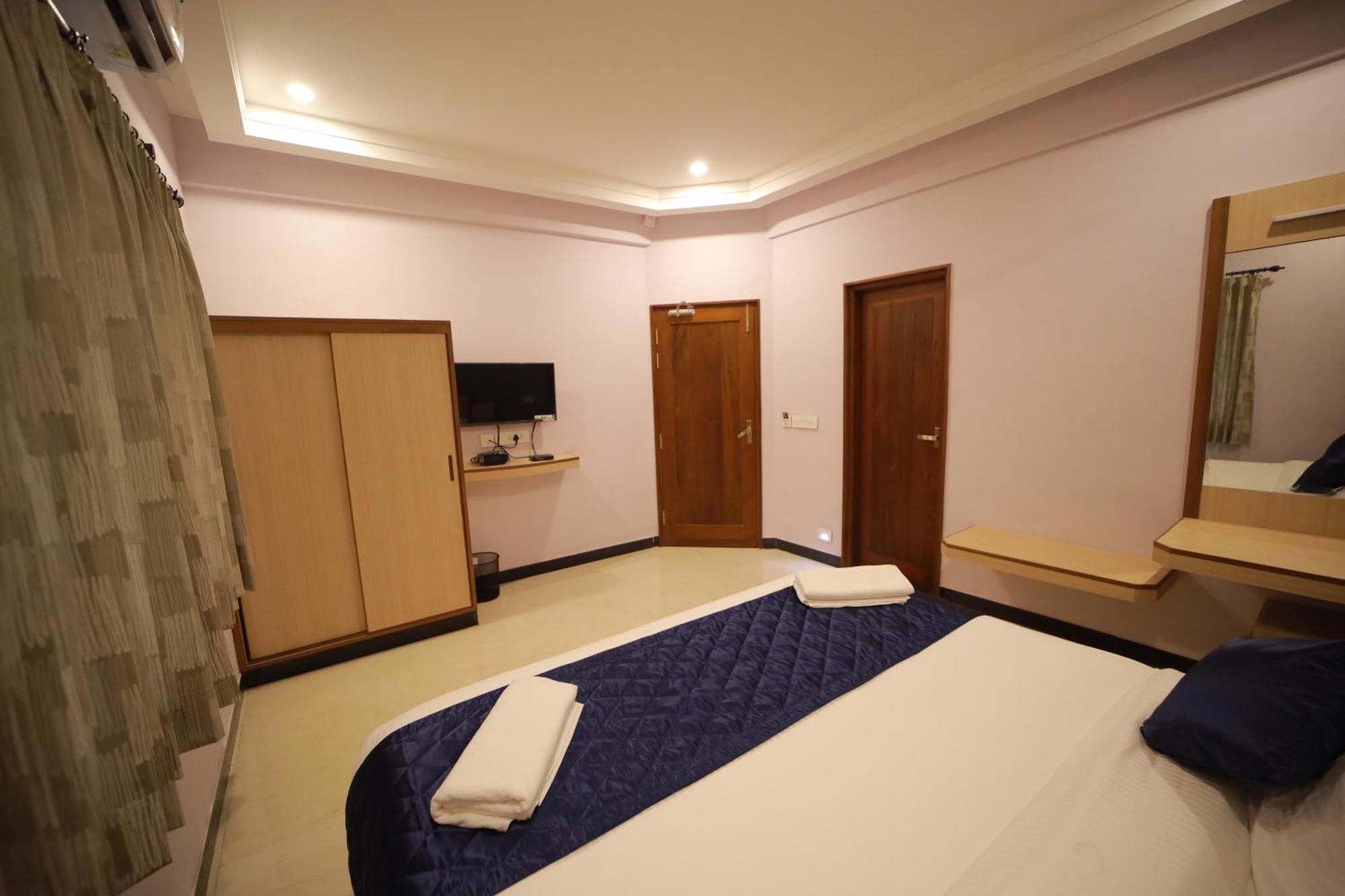Majestic Hotel Мадурай Екстериор снимка